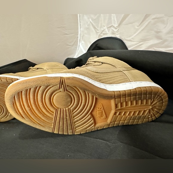 Nike Women's Sky-Hi Dunk wedge Sneakers in Tan size 8 - Picture 5 of 15